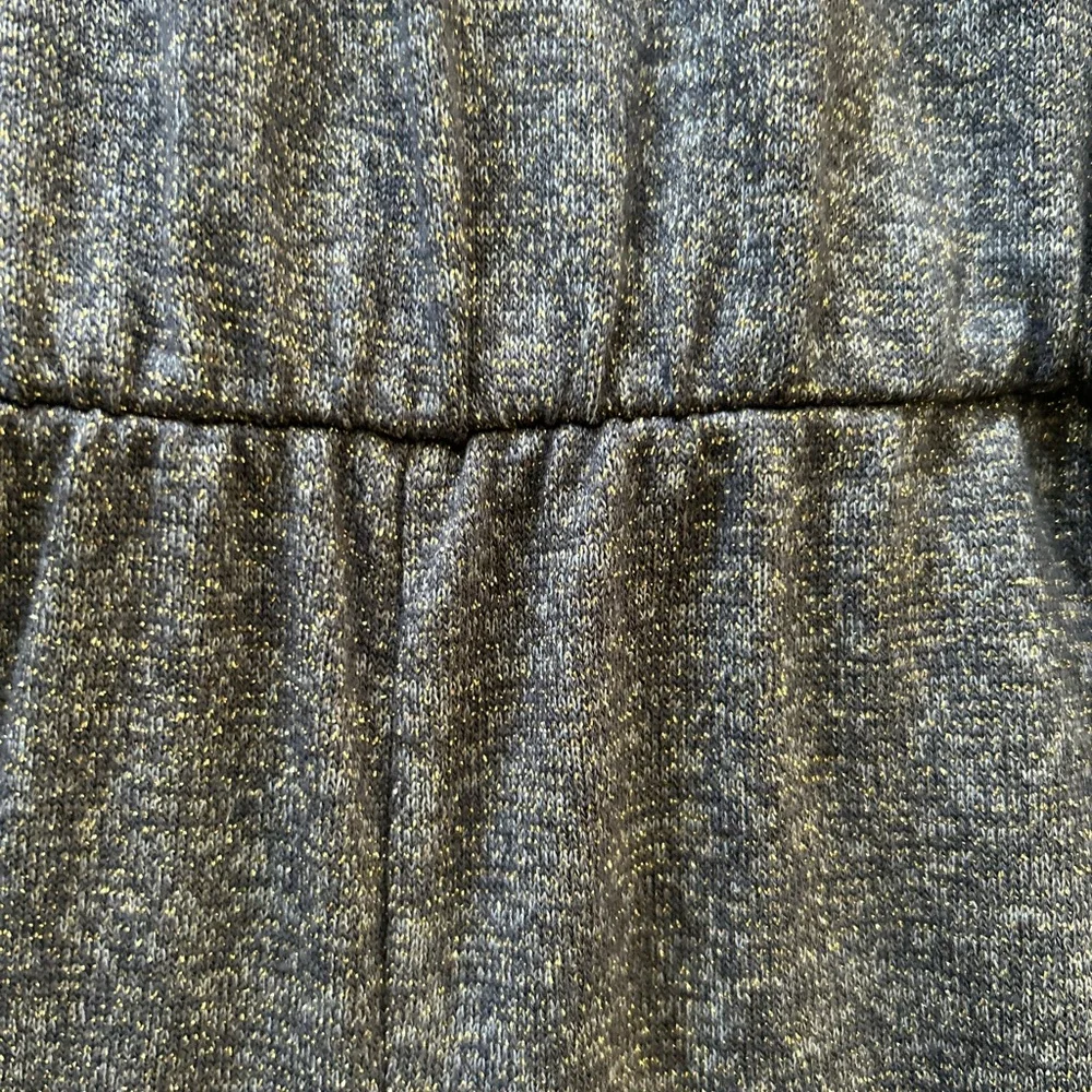 NWT Gap  knit sparkle jumpsuit. Grey w/gold lurex thread. 6/7. Holiday vibes!